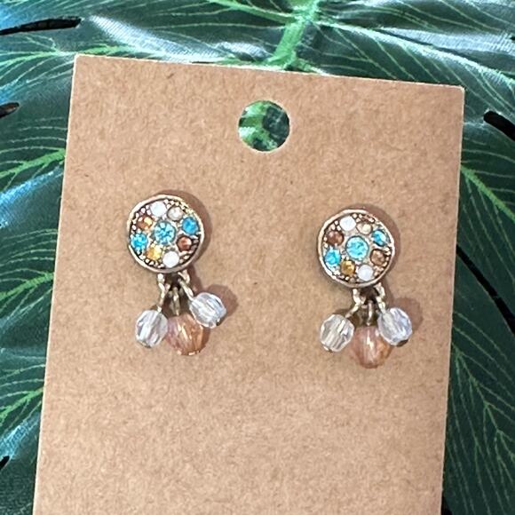 BOGO FREE DELICATE MODERN CRYSTAL BEADED DANGLY EARRINGS - Picture 1 of 4